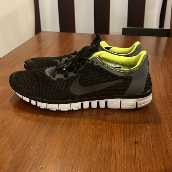 Nike Free 3.0 Shoes Sneakers 354574 003 black volt Men’s Size 8.5 - Picture 7 of 15
